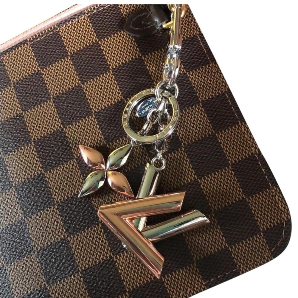 louis vuitton charm
